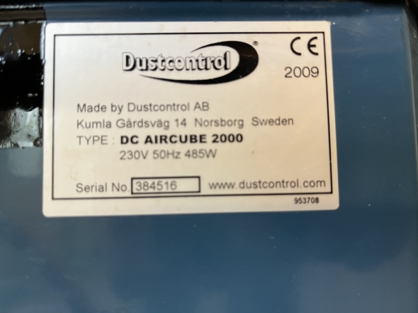 Dustcontrol DC Aircube 2000 - Maskinskylt