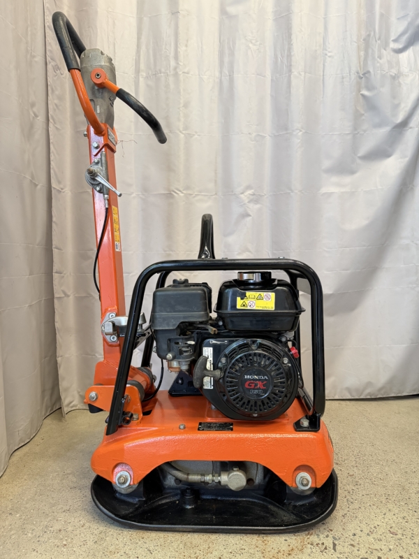 Begagnad vibratorplatta Mikasa MVH-120GH-VAS