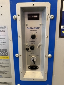 Begagnad Renluftsteknik OxySan 2000 joniseringsaggregat luftrenare instrumentpanel